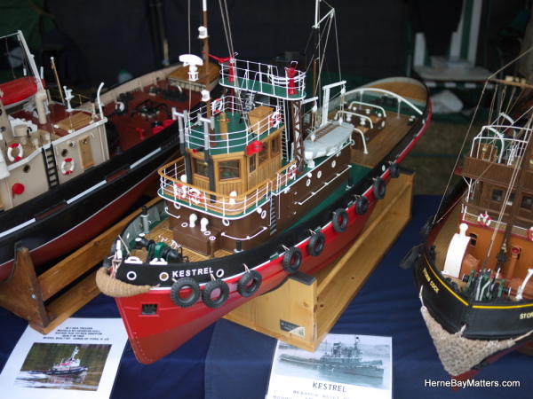2011 model boat regatta-5.jpg